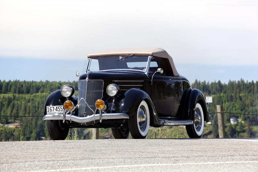  Ford DeLuxe Roadster 1936 года  (фото 3 из 23)